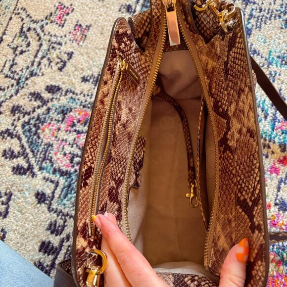 MICHAEL KORS Embossed Leather Snakeskin Satchel Handbag 🐍🤎 - Picture 5 of 8